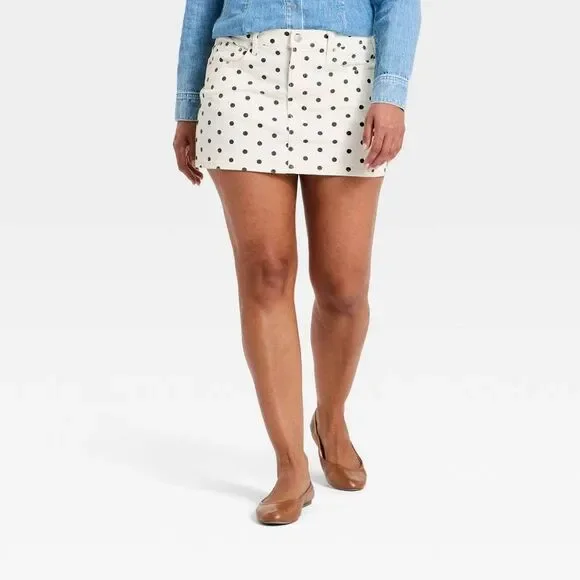 Universal Thread - Women's Polka Dot Mini Denim Skirt - Universal Thr White - Picture 4 of 4